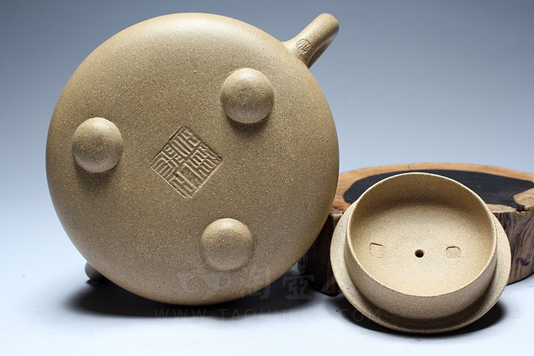 宜兴紫砂壶名家黄自英《小景舟石瓢》紫砂壶原