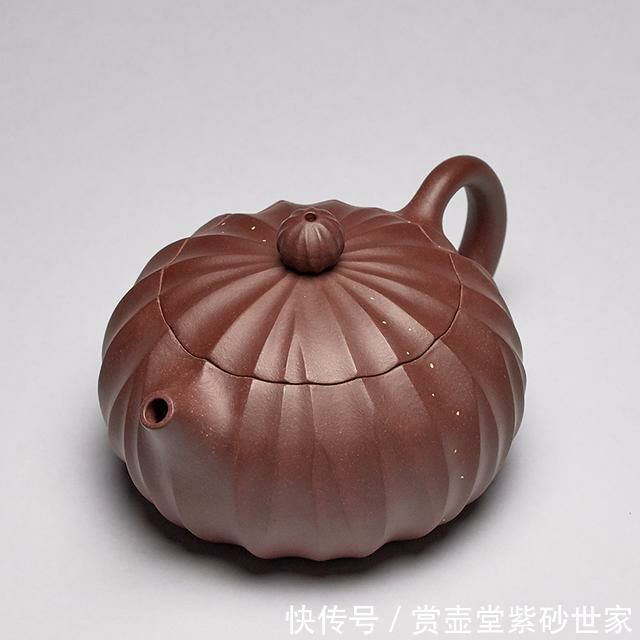 你选购紫砂壶的时候是不是这样挑选的呢?