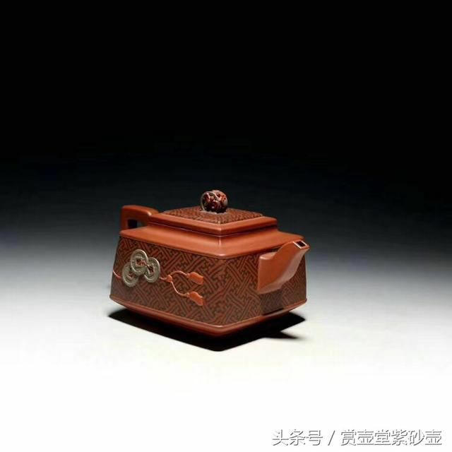 为什么一把紫砂壶与另一把紫砂壶的差价这么大?