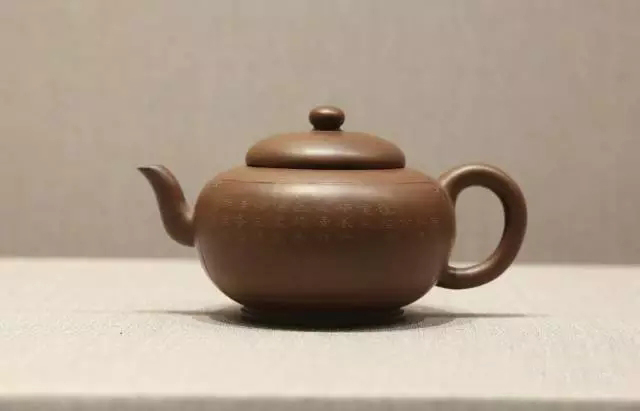 故宮藏100餘件紫砂器回宜興