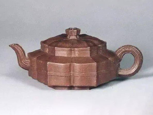 紫砂筋纹器