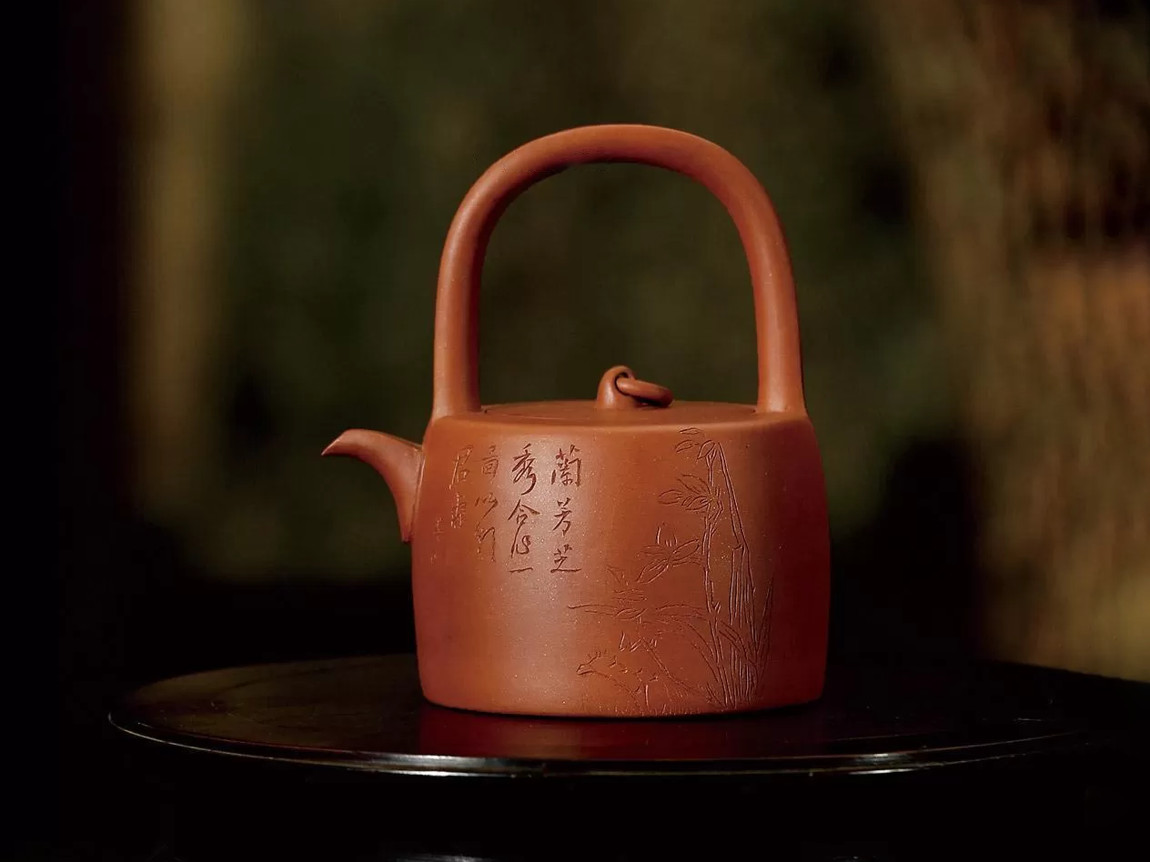 王东石紫砂壶