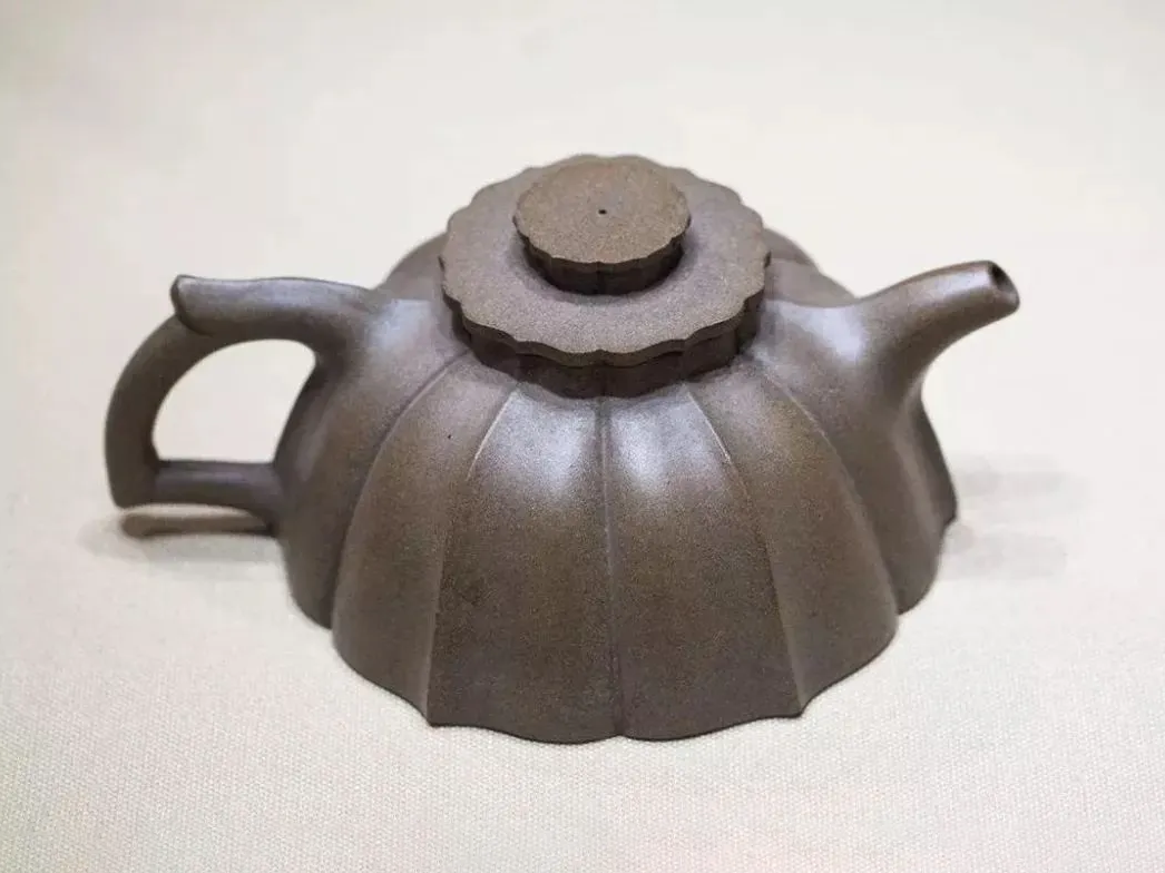 陈鸣远紫砂壶