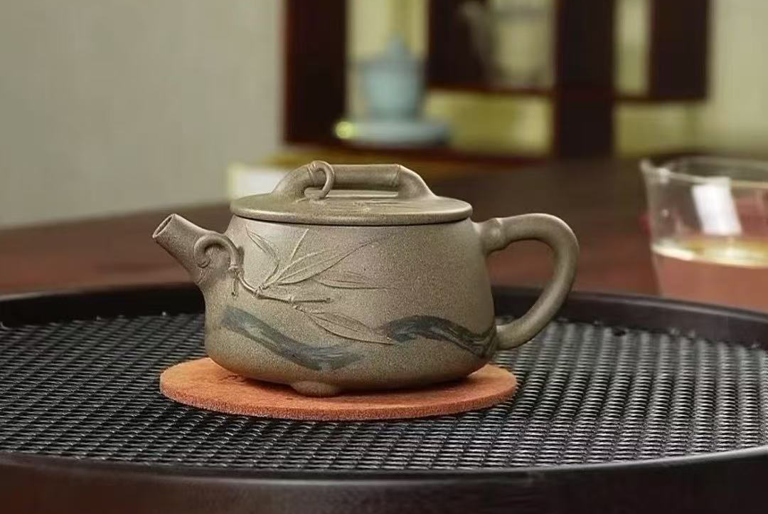 庄芸紫砂壶