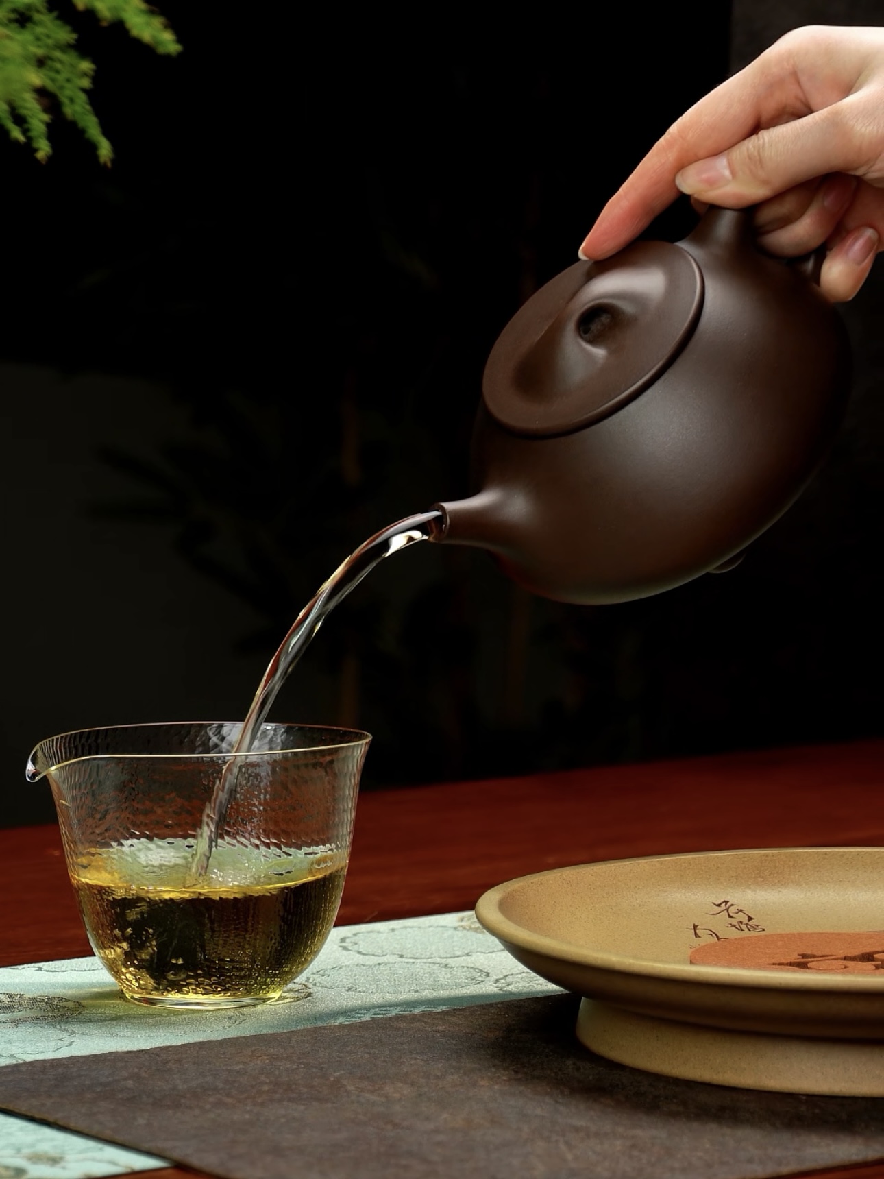 紫砂壶出水