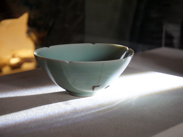 蚂蝗绊葵口茶碗