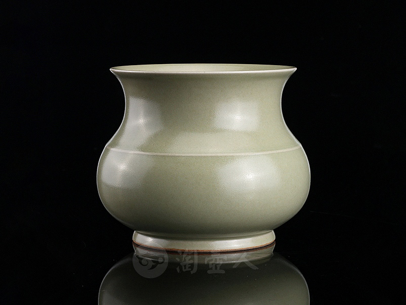 方成哲瓷器