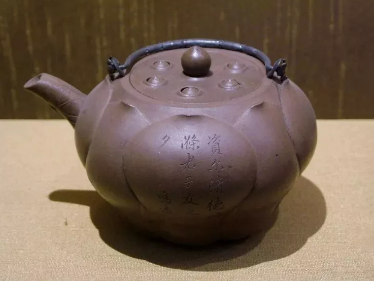 陈鸣远紫砂壶