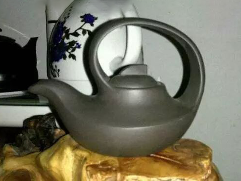 灌浆壶