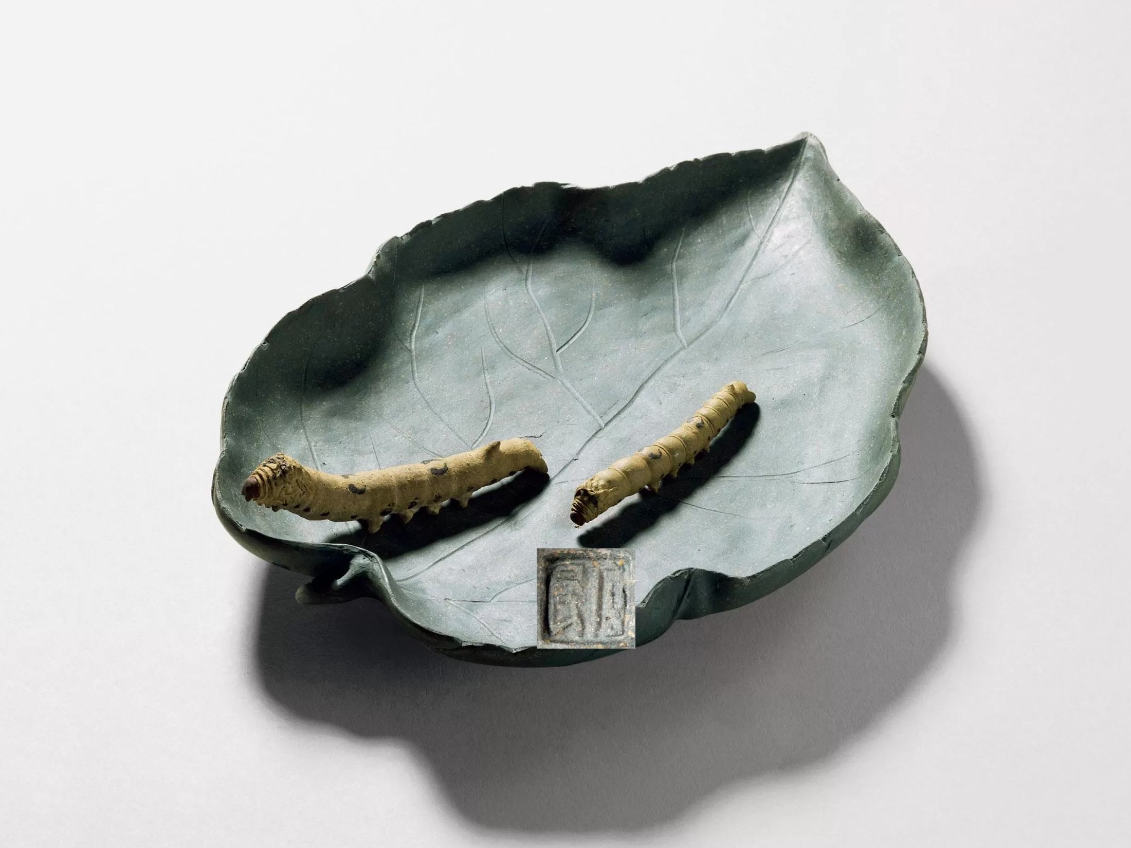 裴石民紫砂蚕 裴石民紫砂蚕