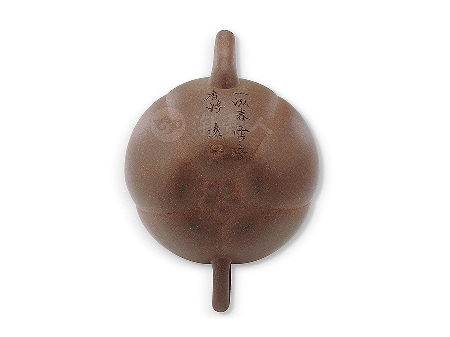 陈鸣远梅瓣壶