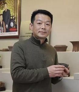 吴彬