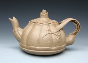 供春三