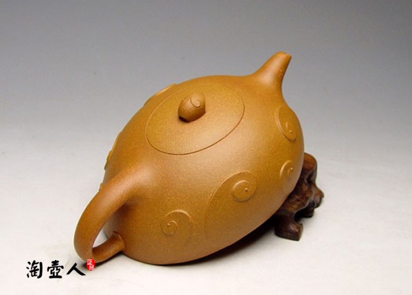 祥云壶