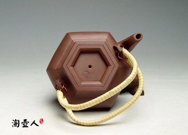 六方提梁