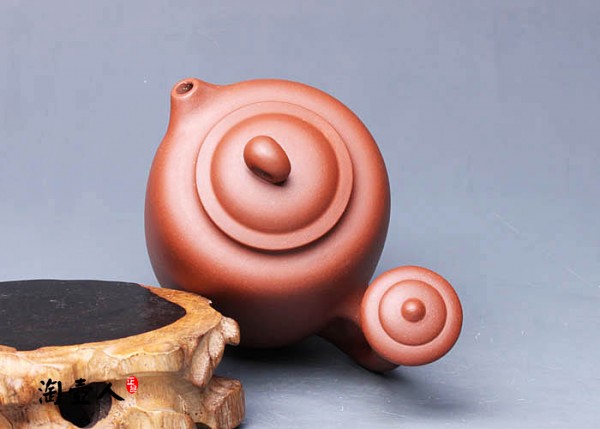 对壶之（人)