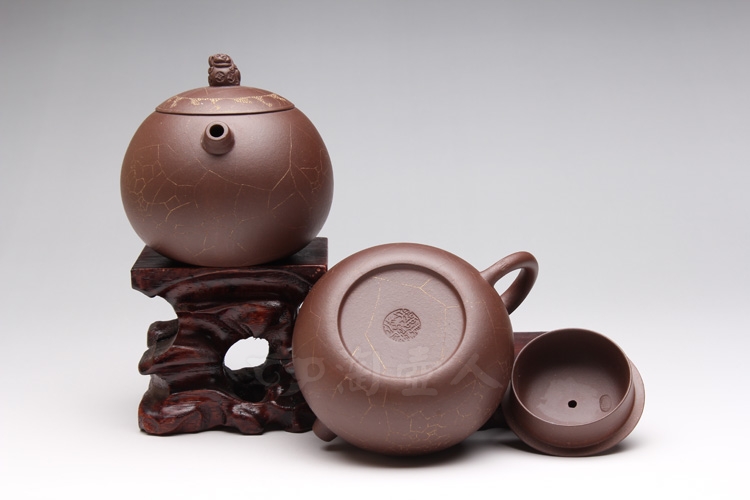 正宗原矿宜兴紫砂壶-紫绣狮情侣壶(1对)-陈丽英全手工制作-原矿紫泥紫砂泥料