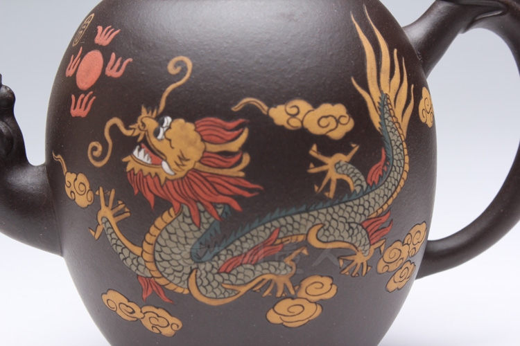 龙腾四海(泥绘)