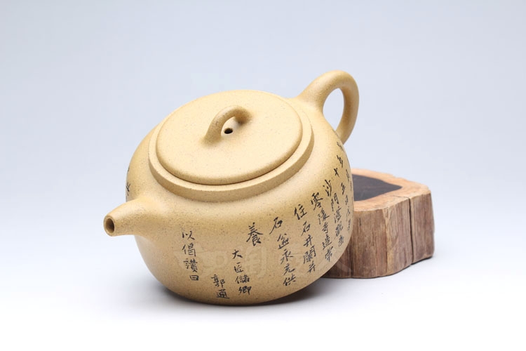 黄金段井栏