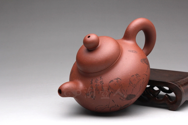 宜兴紫砂壶名家潘国良作品《大泉》