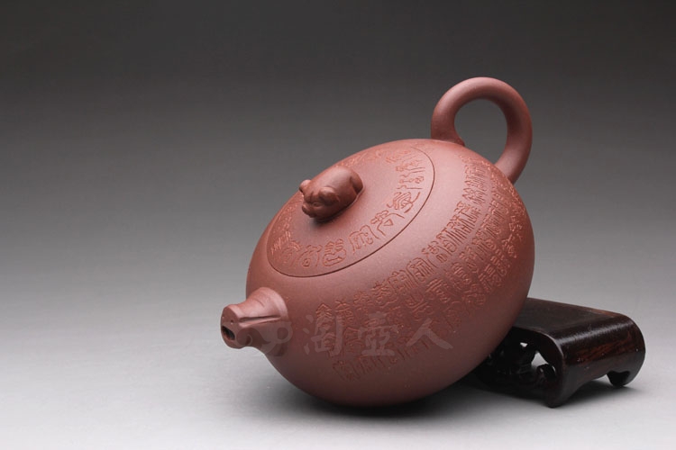 金猪纳福