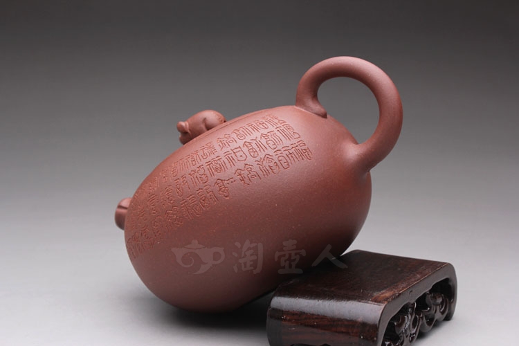 金猪纳福