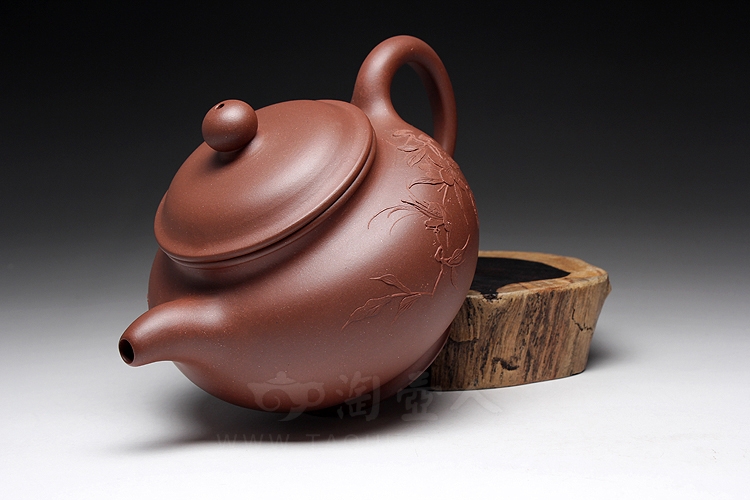 掇只(泥绘)