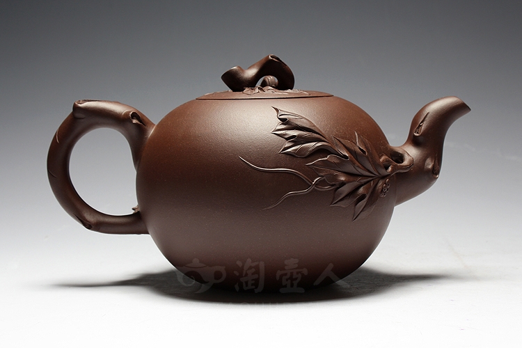 松鼠葡萄