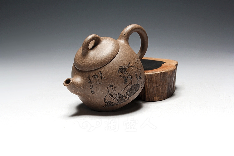 小秦权(老段泥)