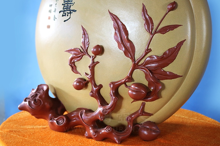 圣桃摆件(双色)