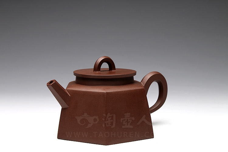 六方壶(与陈依群合制)