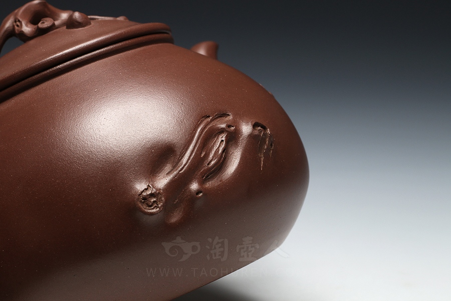 桃泥展尘