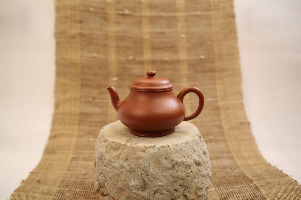秋月(朱泥薄胎)