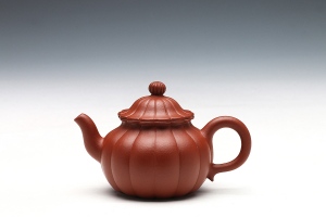 菊蕾紫砂壶