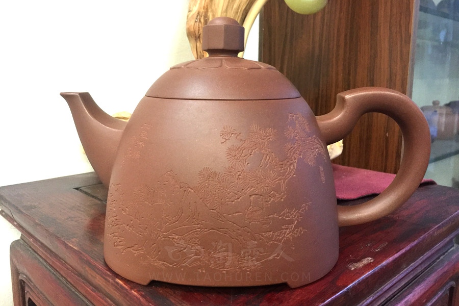 威震八方