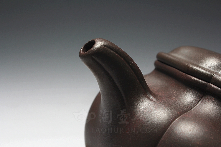 宜兴紫砂壶名家邵顺生的紫砂壶《葵仿古》图片