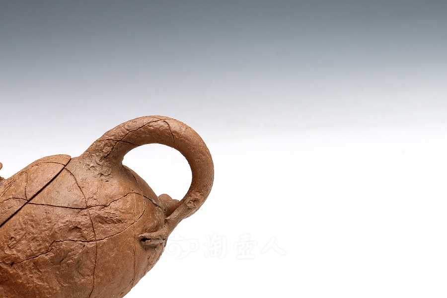 小供春