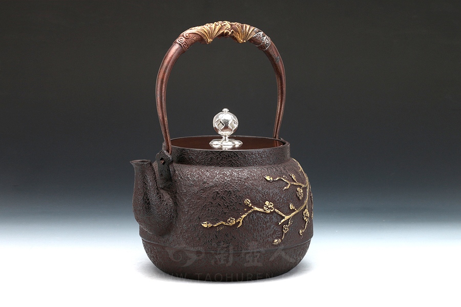 梅花镶金铁壶