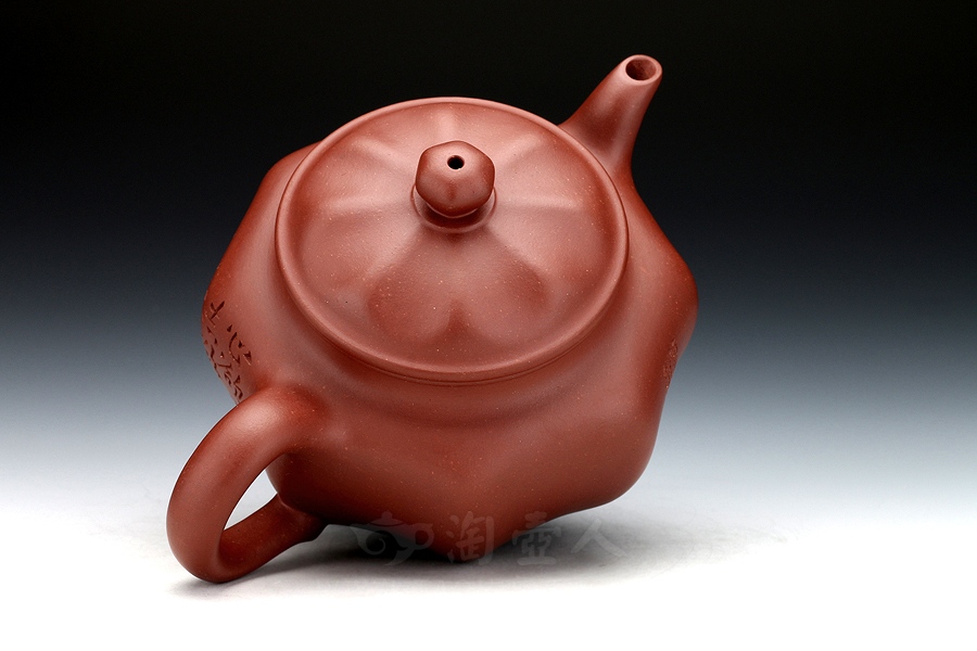 刘一飞制八面玲珑壶(0228166)