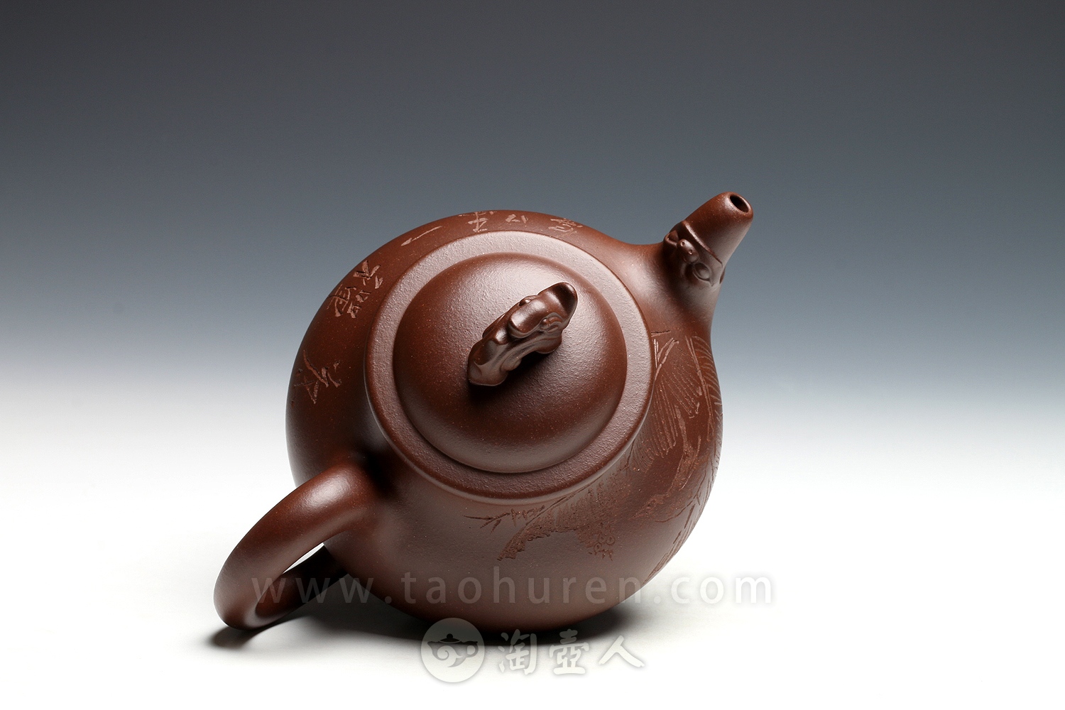 玉龙(束旦生装饰)