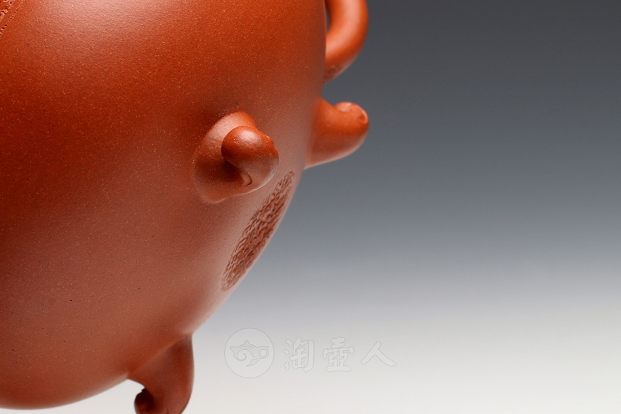 盖碗三足鼎