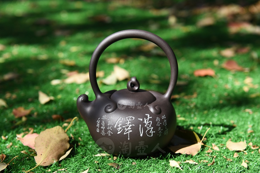 圣宝提梁