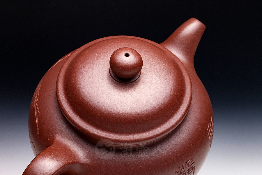 三足仿鼓