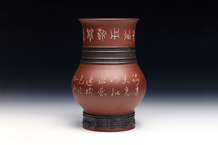 鱼罩双线回纹对瓶