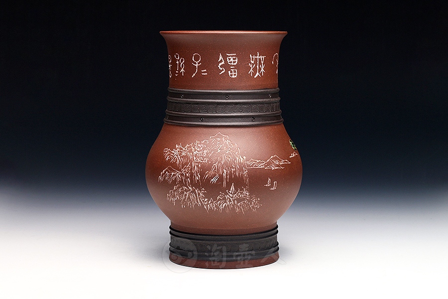 鱼罩双线回纹对瓶