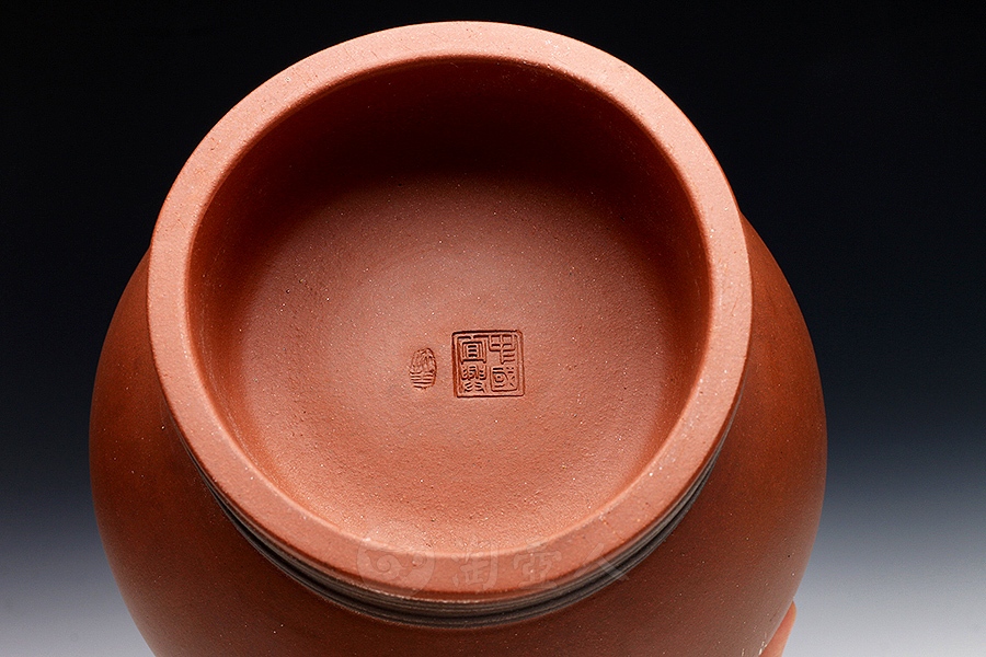 鱼罩双线回纹对瓶