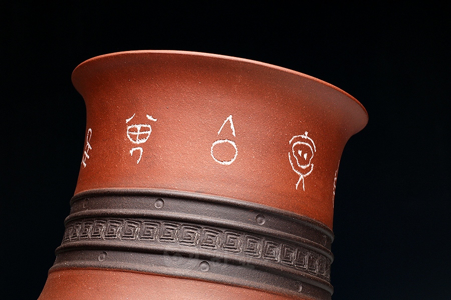 鱼罩双线回纹对瓶