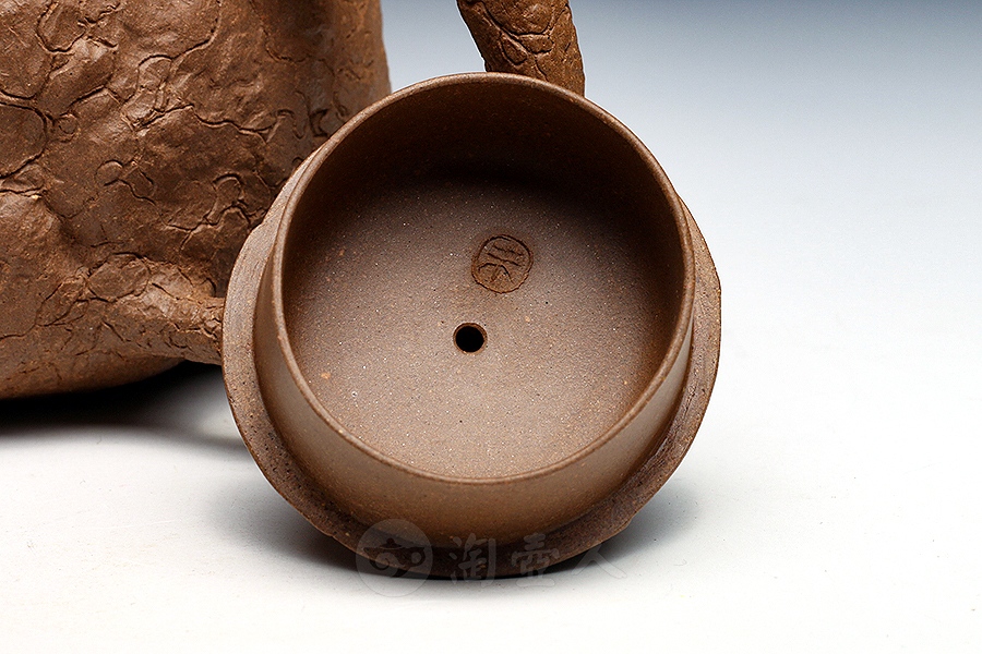 螭龙供春(薄胎)