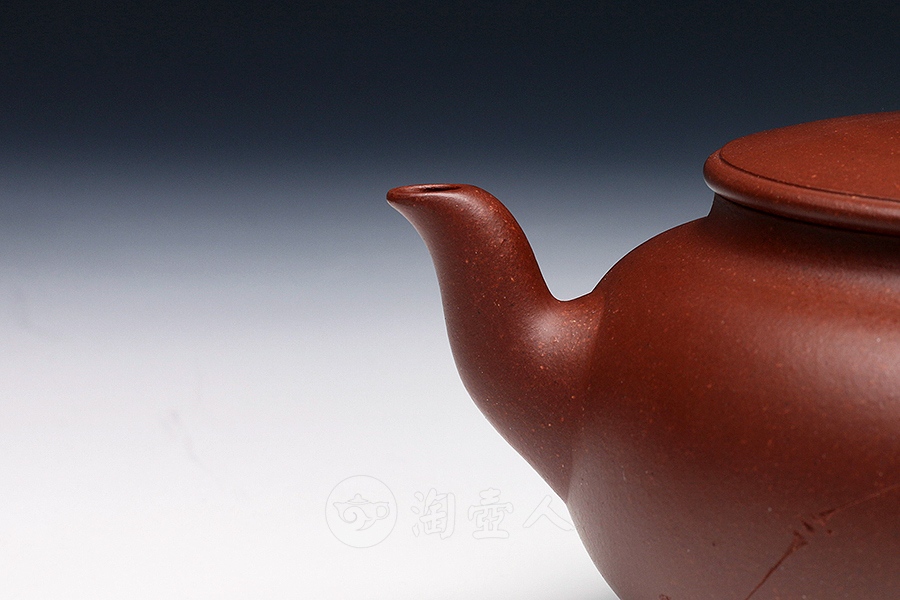 玉润茗壶(王翔刻)