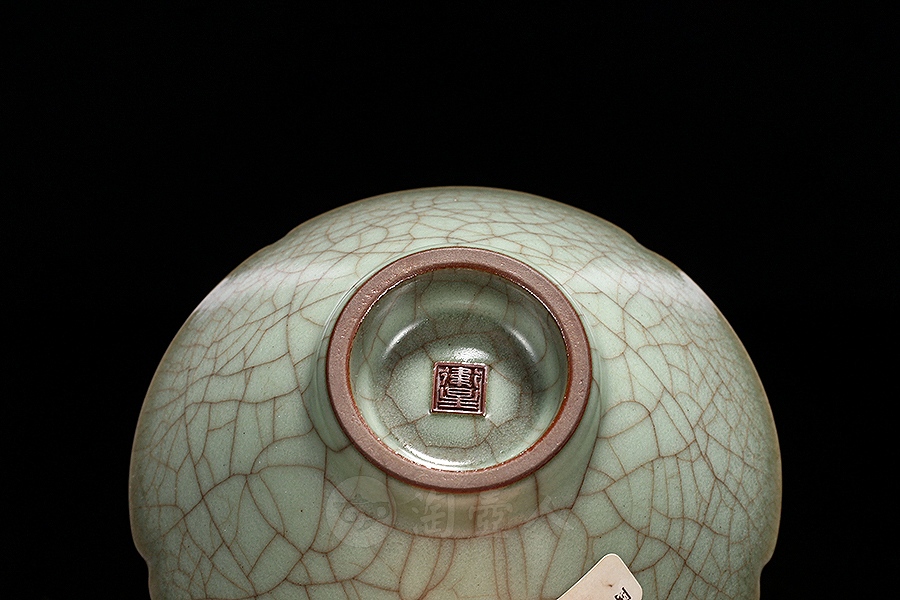 官窑·葵口盏